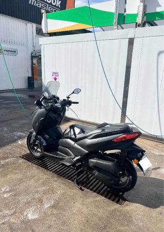 Yamaha X-max 125 ABS Akrapovic