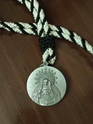 Medalla Centenario Hdad Ntra Sra Soledad San Loren