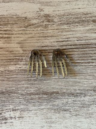 Pendientes Manos Esqueleto Halloween