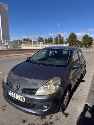 Renault Clio 2006