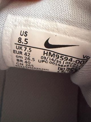 Zapatillas Nike Gris y Rojo