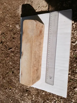 Comedero de barro para aves