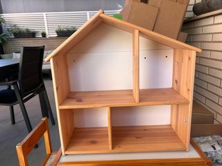 Casita de muñecas / Estantería Ikea
