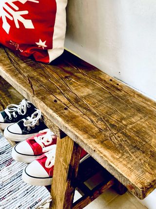 Banco rústico de madera