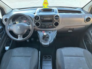 Peugeot Partner 2012
