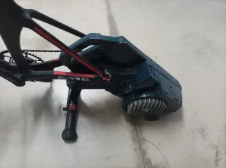 Rodillo Ciclismo Elite Turno Smart Fluid