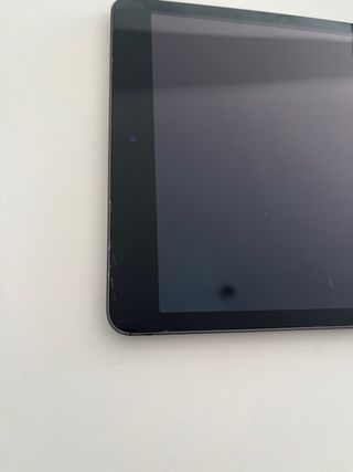 iPad 9ª generación 10.2” 256 GB Wi-Fi – iPadOS 18.