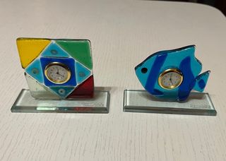 Orologi da collezione in vetro colorato