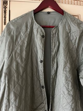 Chaqueta verde con forro desmontable