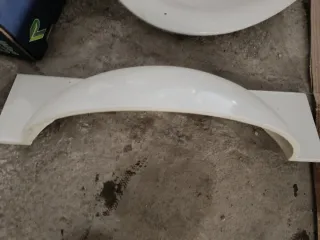 Lavabo de encimera con grifo