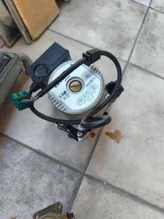 Bomba circulación caldera Vaillant