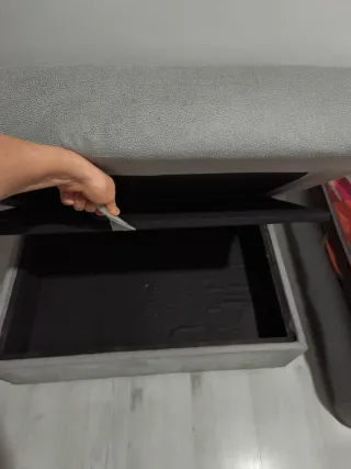 Pouf grigio in tessuto