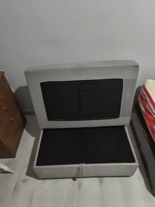 Pouf grigio in tessuto