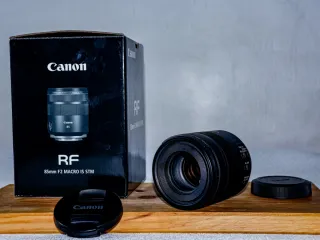 Objetivo Canon RF 85mm F2 Macro IS STM