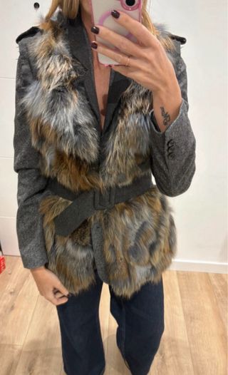 Chaleco de pelo marrón y gris Talla M