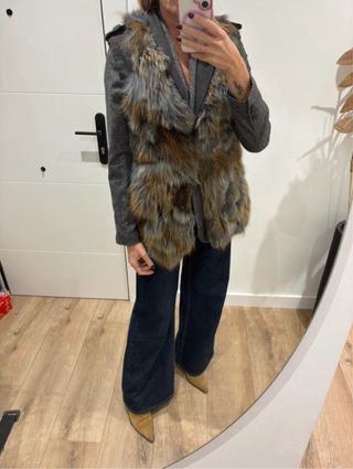 Chaleco de pelo marrón y gris Talla M