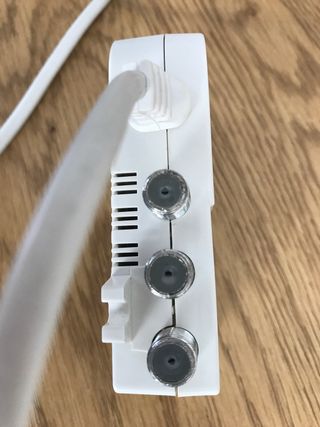 EK FA 24 S Amplificador de Antena