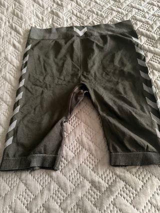 Pantalón corto Hummel First Moulding sin costuras