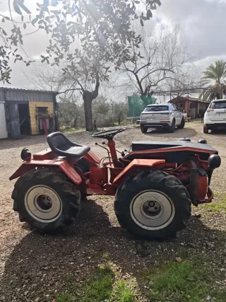 Tractor Pascuali 990 con documentación para hacer