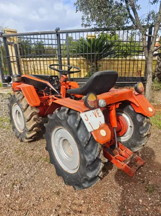 Tractor Pascuali 990 con documentación para hacer