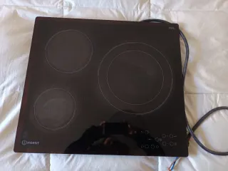 Vitrocerámica Indesit