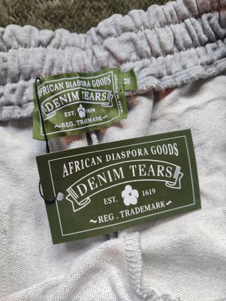 Tears Pantalón Corto Gris Denim Tears