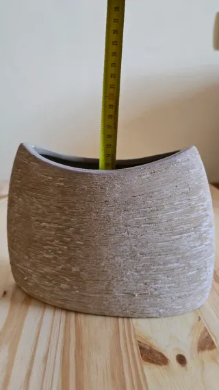 Jarra Cerâmica Bege e Branca