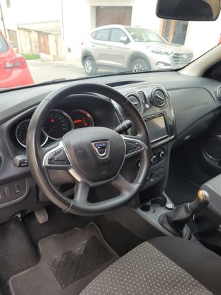 DACIA SANDERO  1.5 DCI 90 LAUREATE