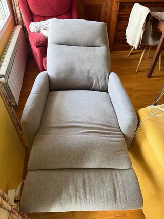 Sillón reclinable eléctrico gris