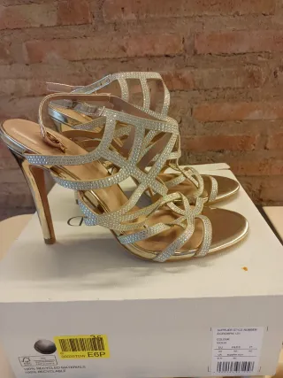 Tacones Anna Dorados Brillantes Talla 40