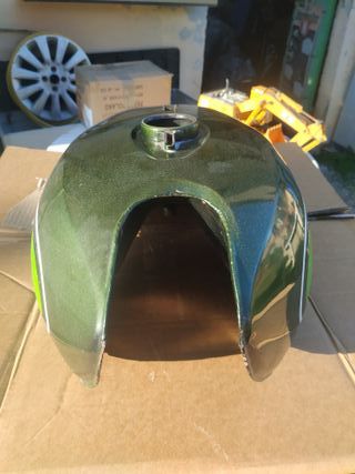 Serbatoio Kawasaki Mach 3 500