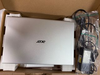 Computer portatile SSD Acer Swift 3 SF314-43-R1PS da 512 GB