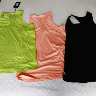 3 Camisetas Deportivas Talla S, Primark-Decathlon