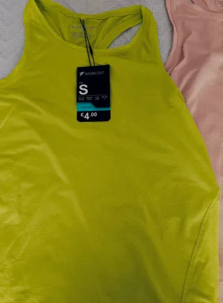 3 Camisetas Deportivas Talla S, Primark-Decathlon