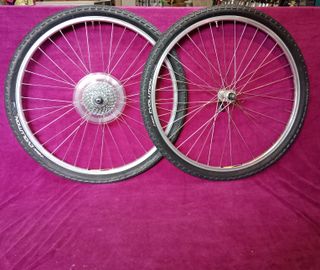 Ruote complete mozzi XT cerchi Araya RM-17