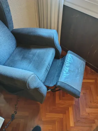 Sillón reclinable eléctrico gris
