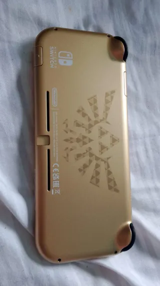 Nintendo Switch Dorado