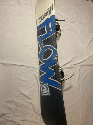 Tabla Snowboard Flow 162W con fijaciones