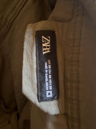 Pantalones cargo Zara verde oliva