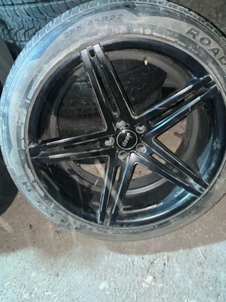 Llantas Jeep 22 con cubiertas