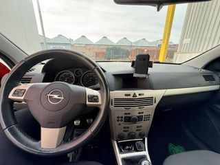 Opel Astra 2007
