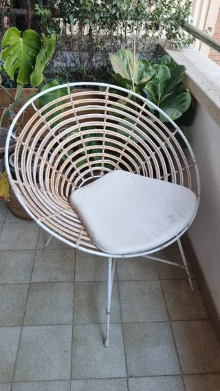 Sillón de jardín redondo ratán y metal