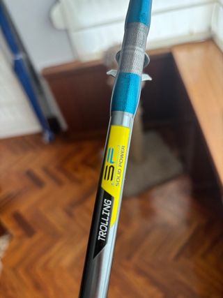 Carrete de pesca HART ONE 30 y caña saga30-50lbs