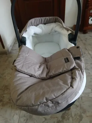 Carro Peg-Perego + Base Isofix
