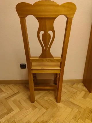 Sedie rustiche in legno massello