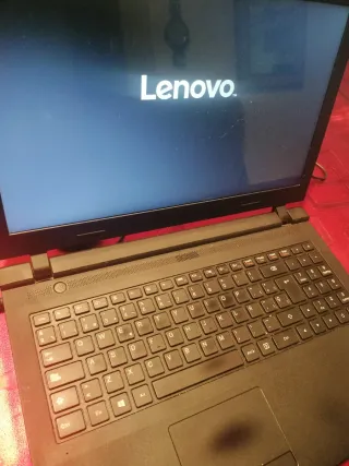 Portátil Lenovo Negro