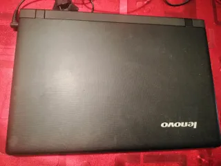 Portátil Lenovo Negro