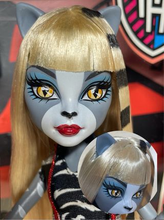 Monster High Meowlody & Purrsephone con caja