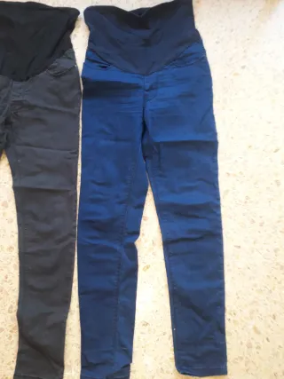 Pantaloni premaman neri e blu