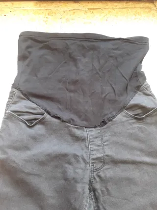 Pantaloni premaman neri e blu